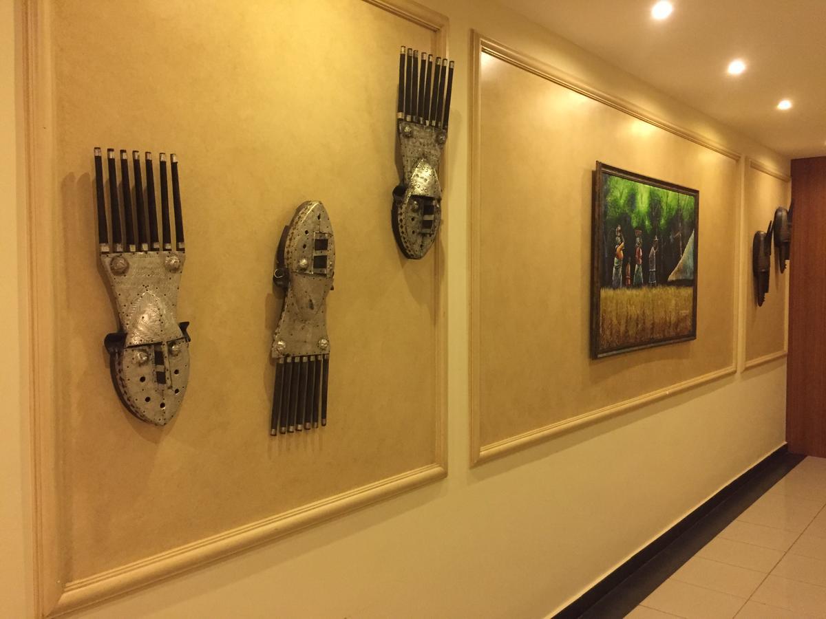 Royal Grand Hotel Monrovia Exterior photo