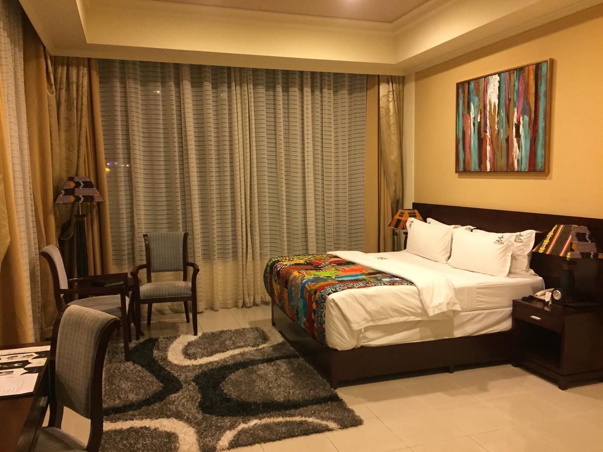 Royal Grand Hotel Monrovia Exterior photo